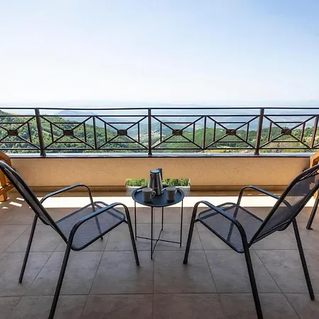 Apartament Milmari & *