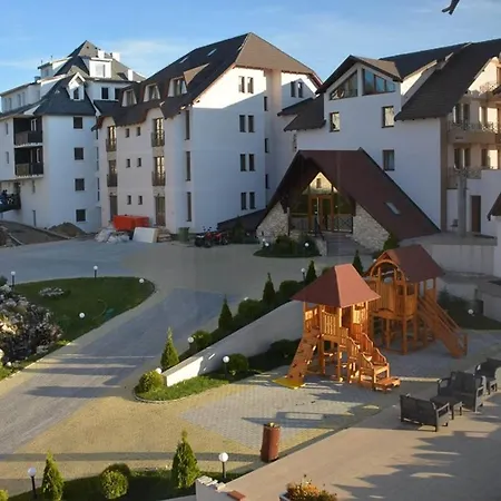 Apartament Milmari & *