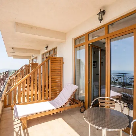 Apartament Milmari &