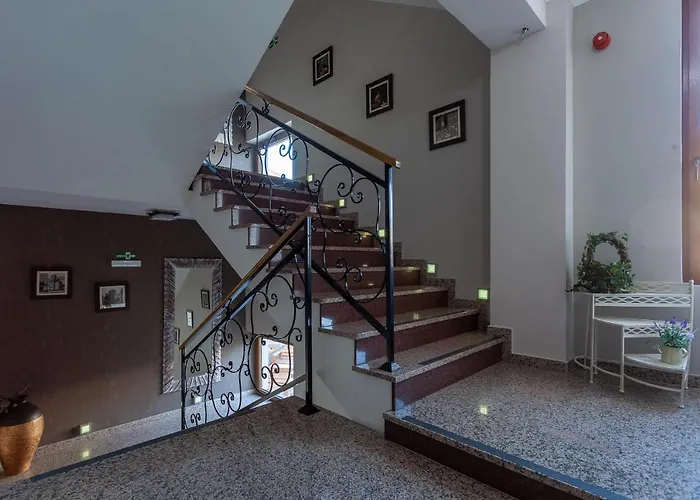 Milmari & * 科帕奥尼克